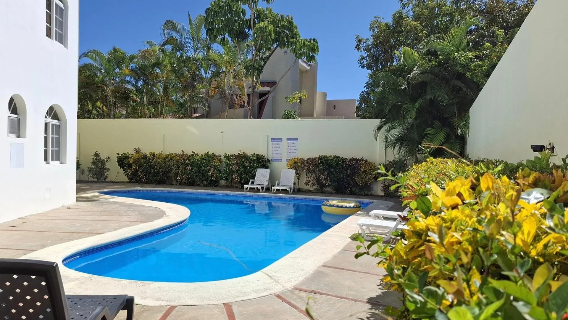 Costambar Beachfront Stay With Pool Puerto Plata Apartmán