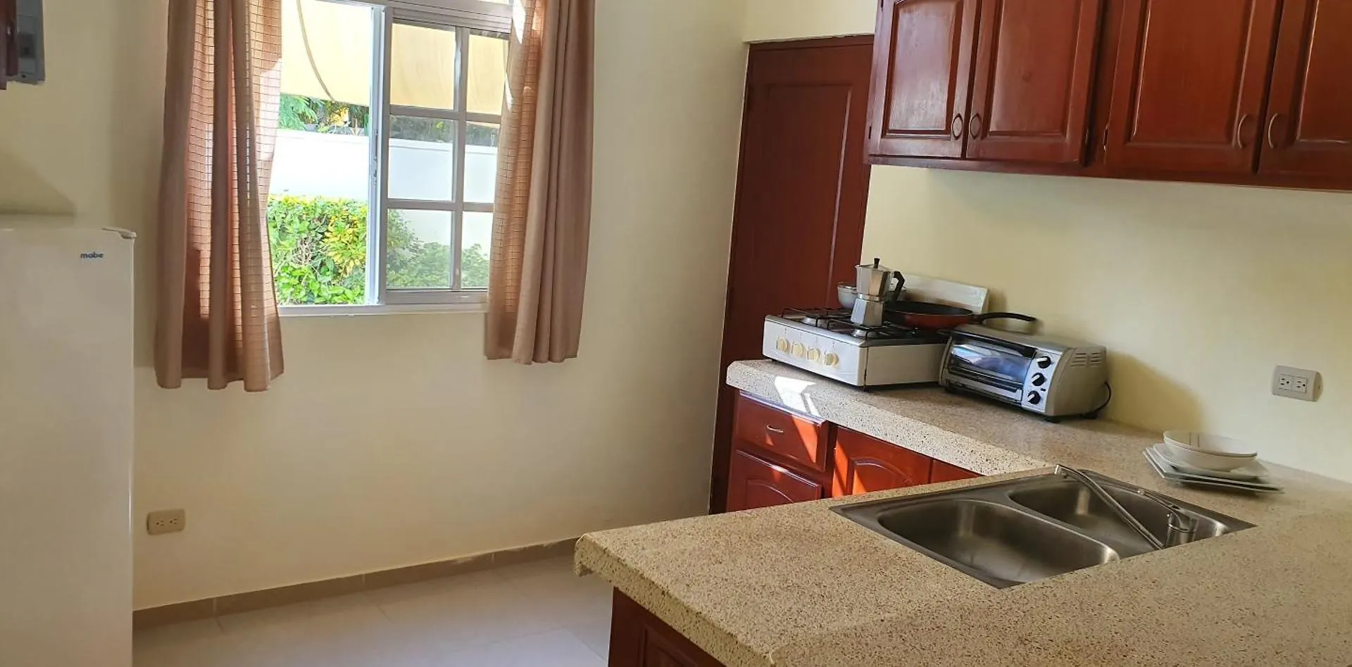 Costambar Beachfront Stay With Pool 普拉塔港 多米尼加共和国